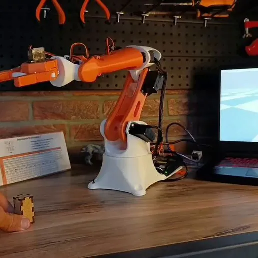 robot arm arduino 6 axis € 9