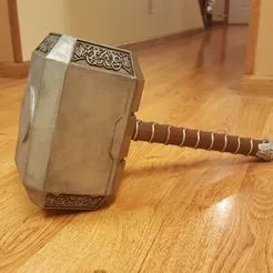 Life Size Thor's Hammer (Mjolnir)Free