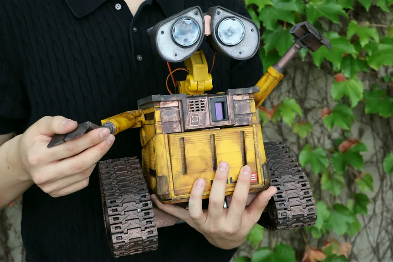 WALL-E Robot with Upgrades (Full-Mod Project)